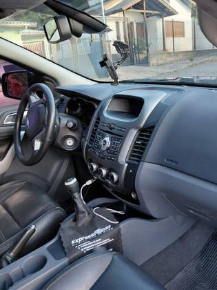 FORD RANGER 2.5 LIMITED 4X2 CD 16V FLEX 4P MANUAL